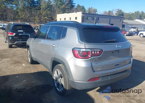 2018 Jeep Compass Limited 4X4 z USA, uszkodzony, nr VIN 3C4NJDCB6JT212042